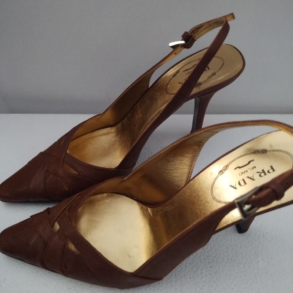 PRADA SLINGBACK PUMP'S - Picture 5 of 13
